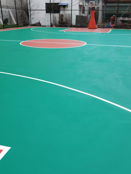 尖草坪 球场长期使用易出现地面开裂